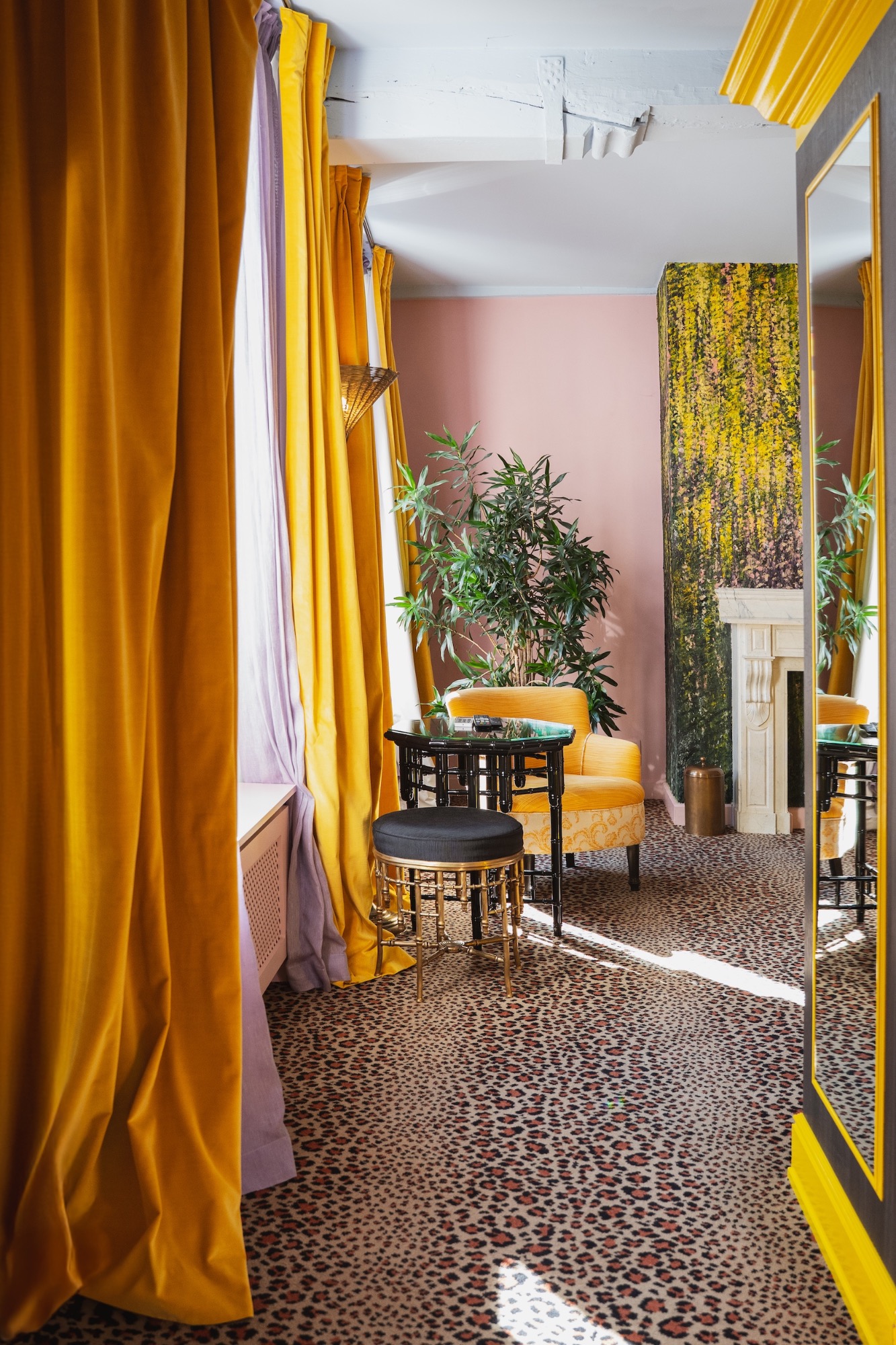 NOË NÍ Photography | Hotel Flora Antwerp Agate Bedroom