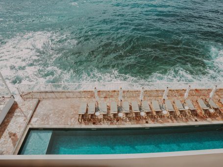 NOË NÍ Photography | Hotel Les Roches Rouges Pool