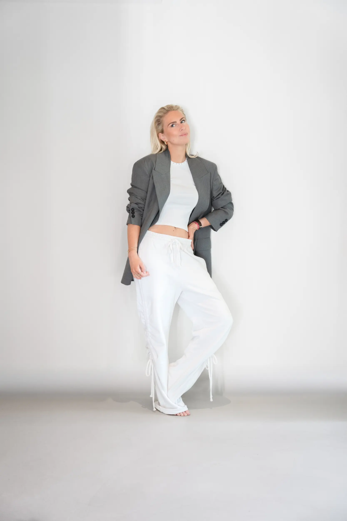 NOË NÍ Photography | LILOUV by Emma Roetgering series 2